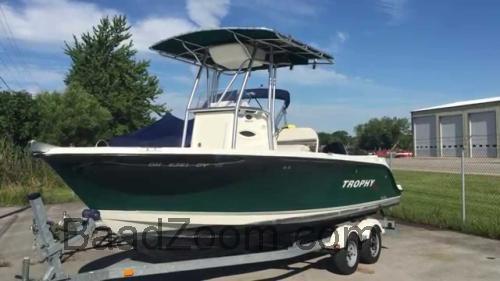 Bayliner Trophy 2103 anmeldelser og tekniske specifikationer